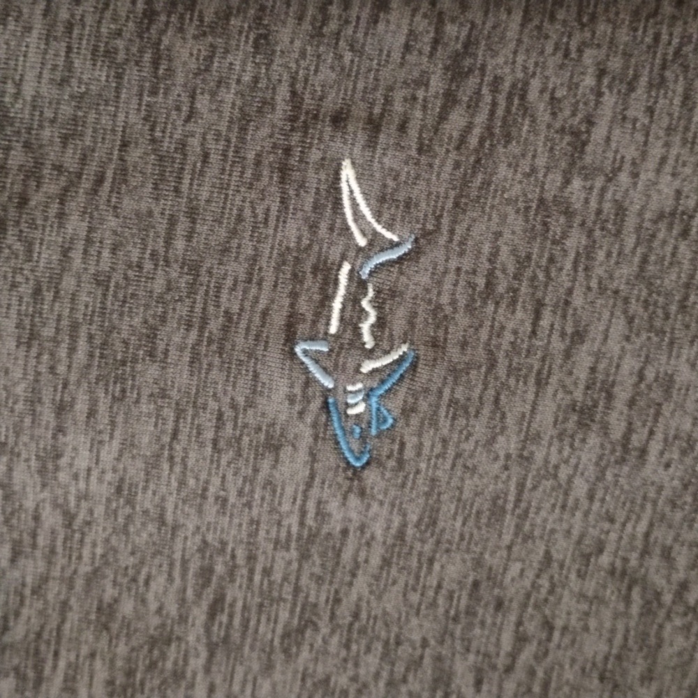 Greg Norman Collection Charcoal Pullover - Picture 3 of 4